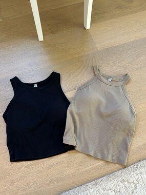 Uniqlo Ribbed Tank Duo (2) in Black & Taupe